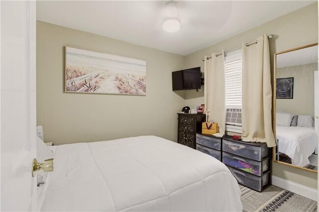 Photo - 9 Bacheller St