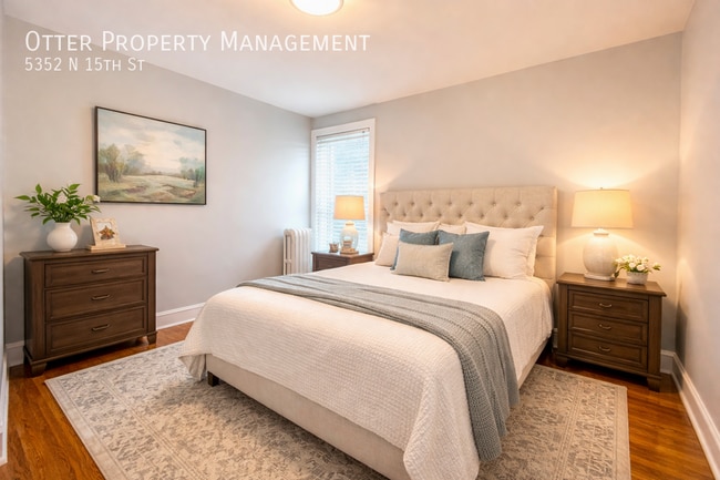 Photo - 5352 N 15th St