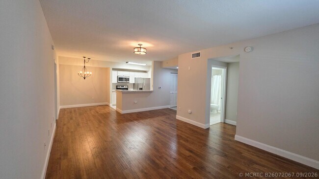 Photo - 5090 Fairways Cir Unit H105