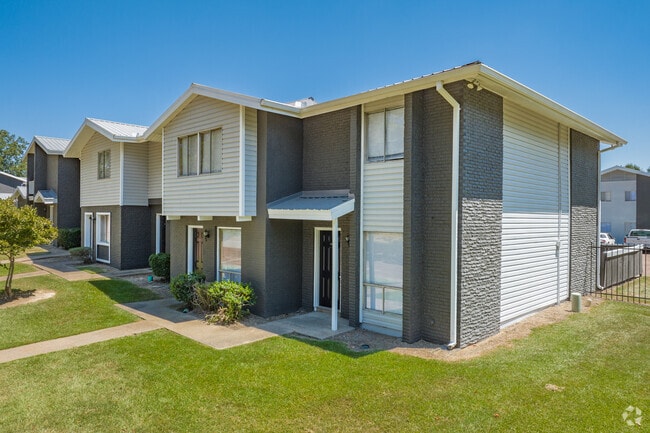 Pines Apartments