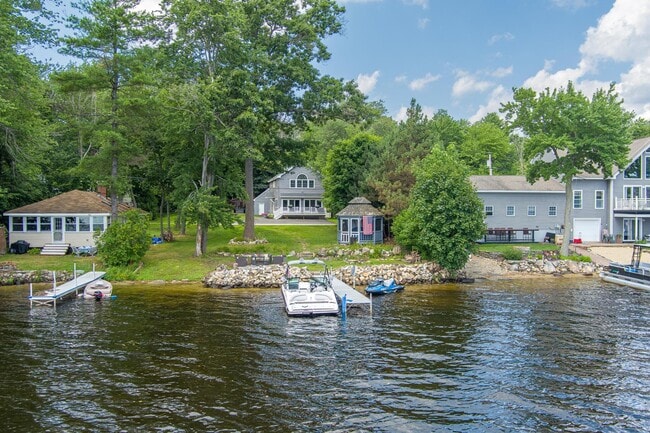 Building Photo - 4 W Shore Dr Rental