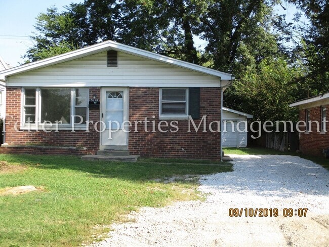 Building Photo - Available Now Don't Miss Out! Rental
