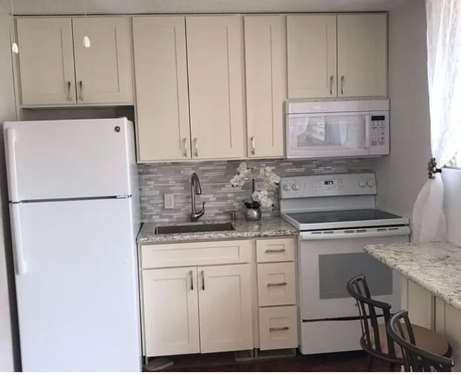 Photo - 236 Lili?uokalani Ave Unidad 802