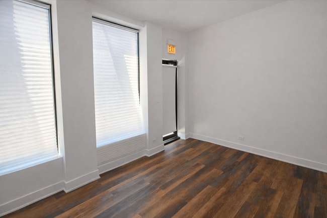 Photo - 1533 N Western Ave Unidad 1