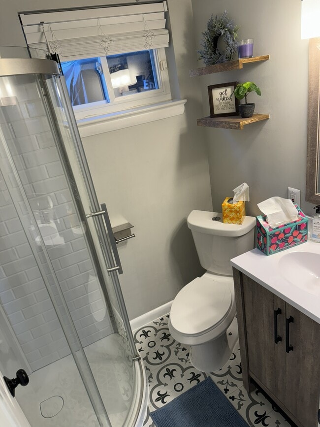 Photo - 914 Daleview Dr