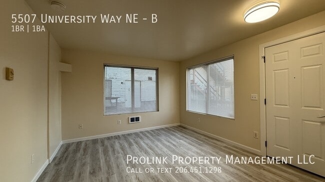 Photo - 5507 University Wy NE Unidad B