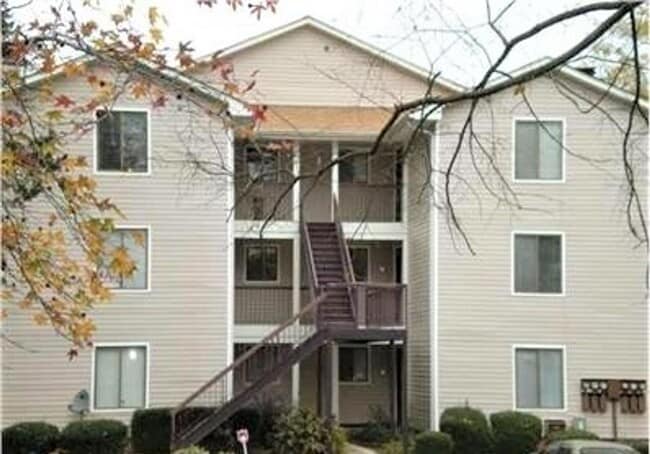 Building Photo - 7516 Pebblestone Dr
