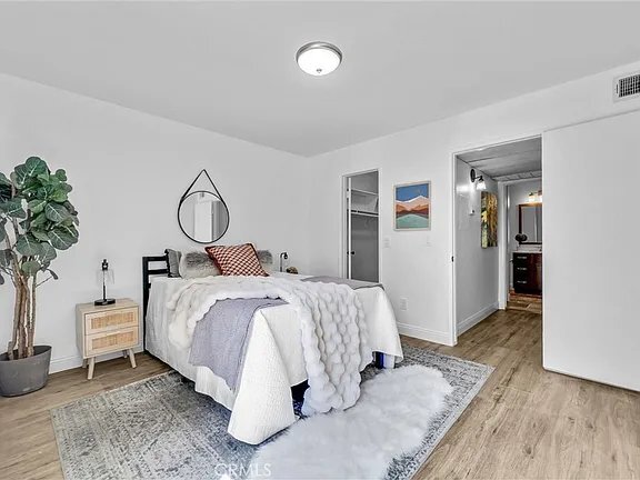 3062 Associated Rd Unit 11