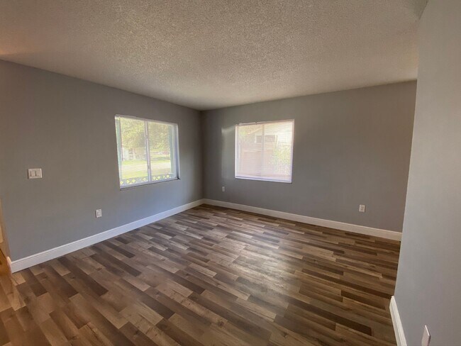 Photo - 3/2 Duplex in Bradenton