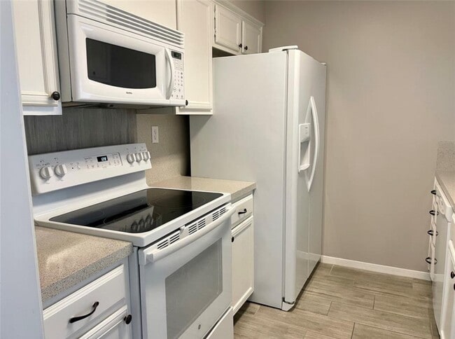 Photo - 10134 Waterstone Dr