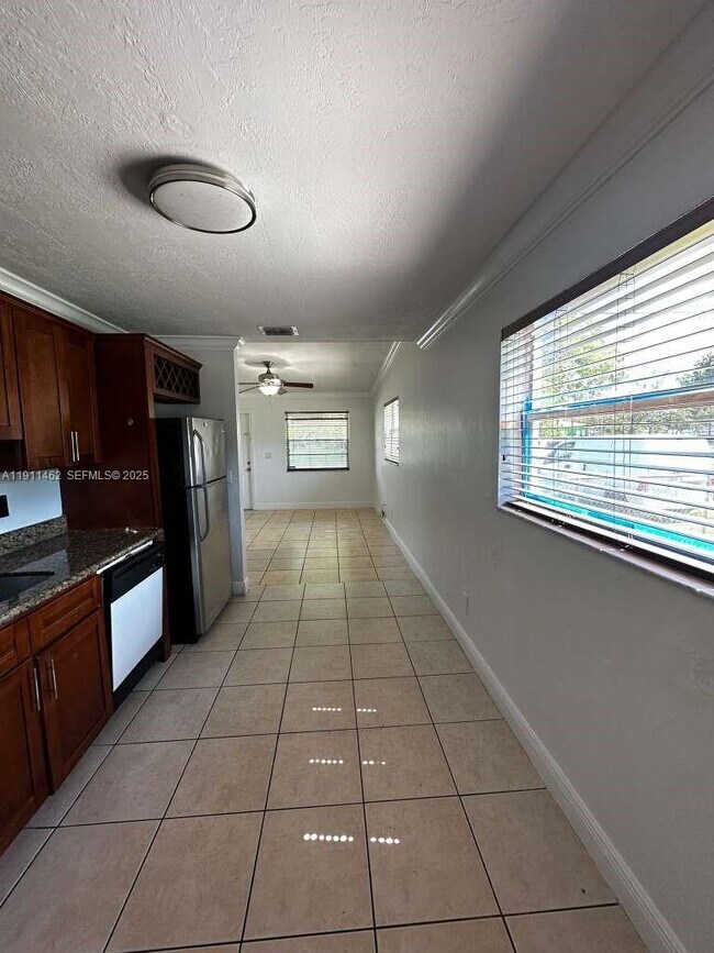 Photo - 802-804 NW 10th St Unit 804