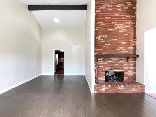 Photo - Beautiful Mesa Oaks Home
