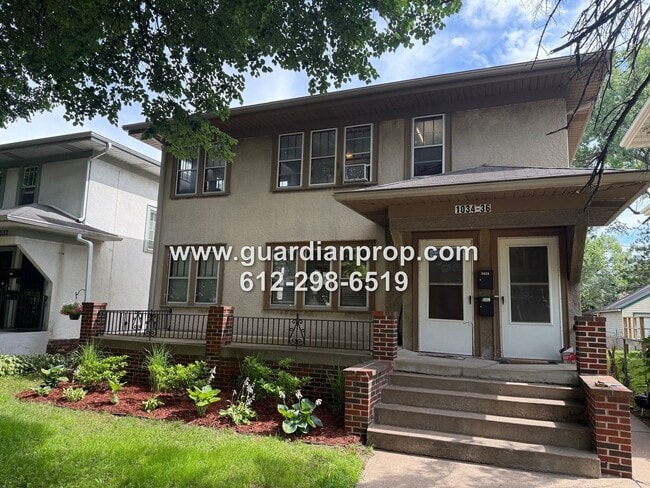 Building Photo - 1034-1036 St. Clair Ave Unit 1034 Rental