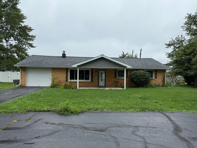 Building Photo - Charming Newly Remodeled 3-Bedroom Home!