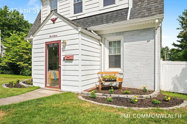 Photo - 507 4th St