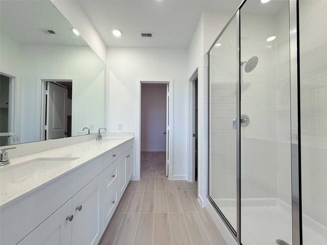 Photo - 31906 Blossom Ln