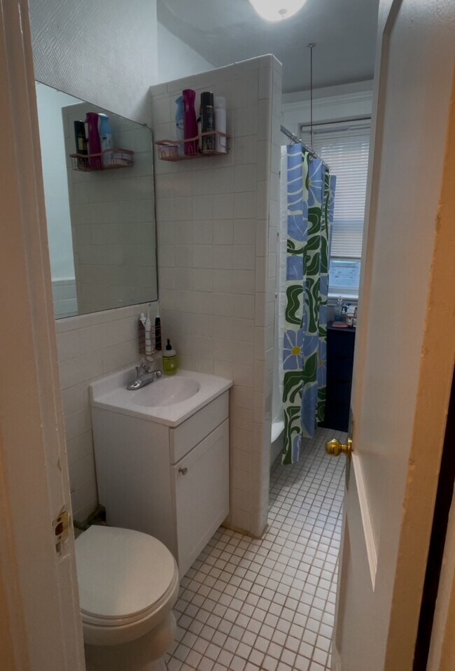 Photo - 48 Queensberry St