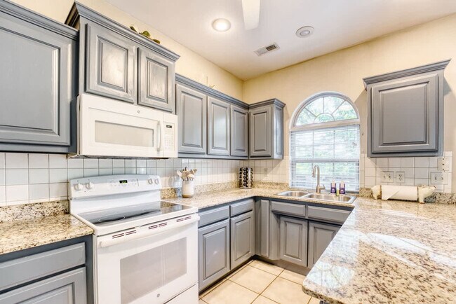 Photo - 1515 NW Bell Royal Ct Unidad SI ID1314699P