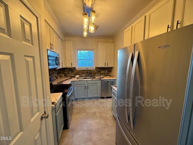 Photo - 4008 Landover Ln