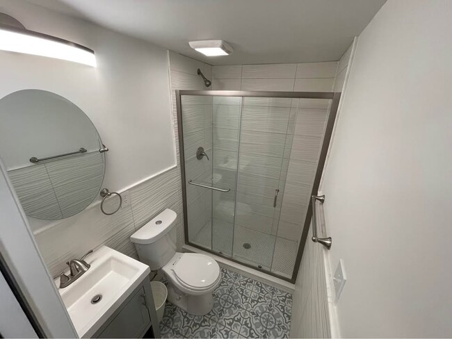 Photo - 1624 Fort Davis St SE