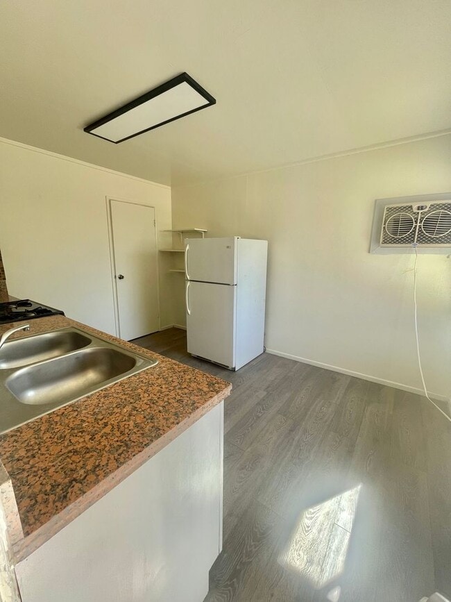 Photo - Studio Apartment, Conveniently Located Unit 73889 Two Mile Rd Apt #C