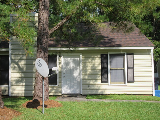 Photo - 168 Corey Cir Townhome