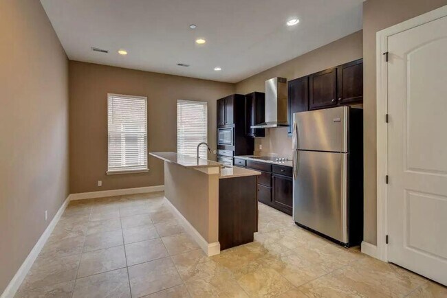 6416 Cates Ave Unit 3