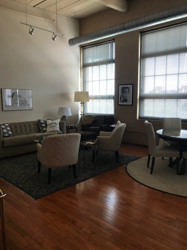 Lofts at Franklin Square