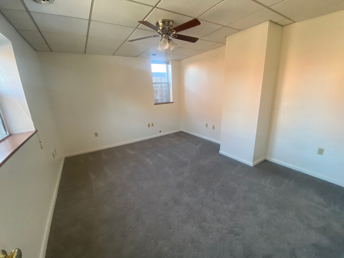 Photo - 1221 E Carson St Unidad 2