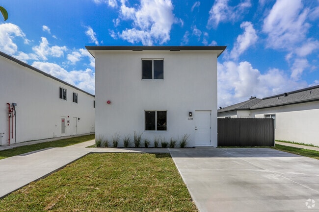 Building Photo - 11258 SW 187th St Rental