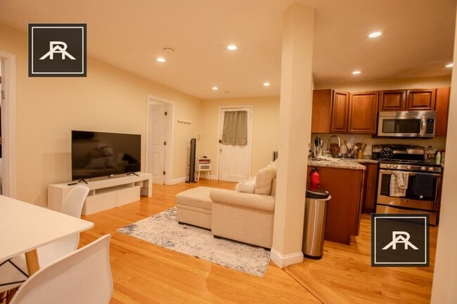 Photo - 4 bedroom in Brookline MA 02446 Unit 1 COPY