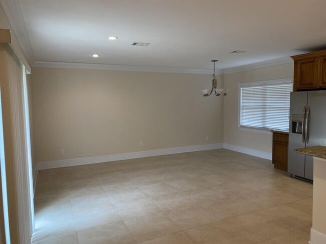 Photo - 247 Bay Oaks Dr