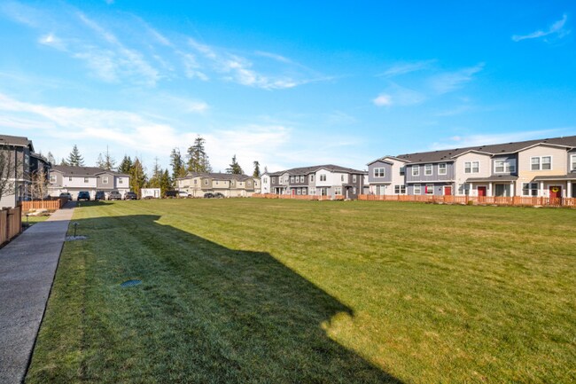 Photo - 13157 175th Ave E