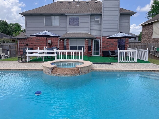 Photo - 4026 Almond Lake Dr