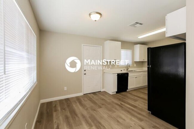 4 Bedroom Pet-Friendly Home in North Las Vegas, NV with Main Street Renewal