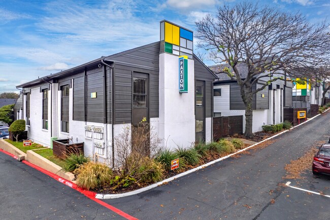 Photo - Paxton at Lake Highlands