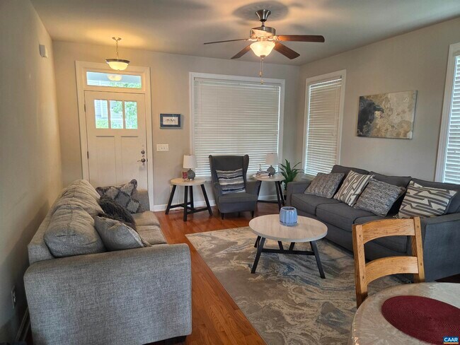 Photo - 2441 Winthrop Dr
