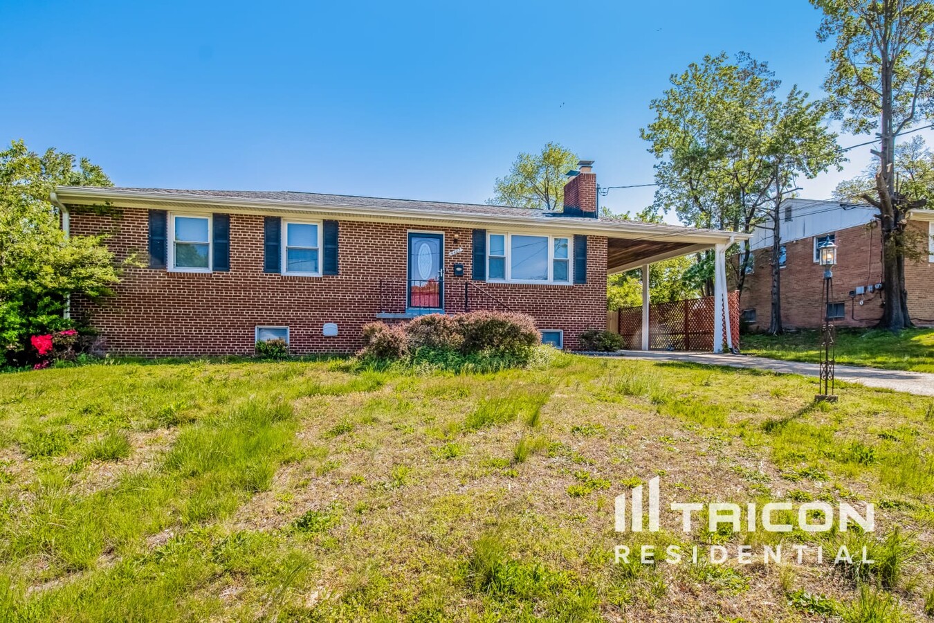 Photo - 4402 Ridgecrest Dr House