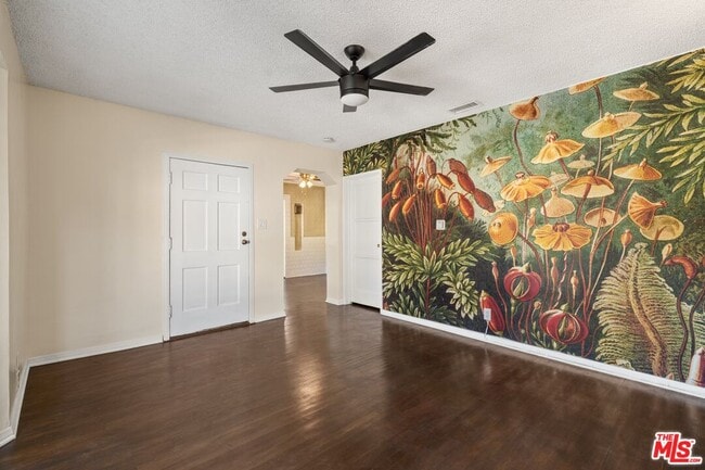 Photo - 1155 Miller Ave