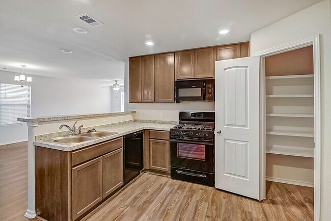 Photo - 14468 Conifer Dr