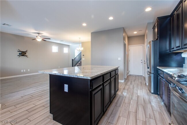 Photo - 12382 Loggeta Way