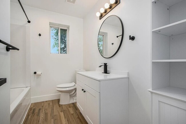 Bathroom - 2408 Texel Dr