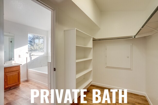 Photo - 4763 E 131st Pl Unidad 7