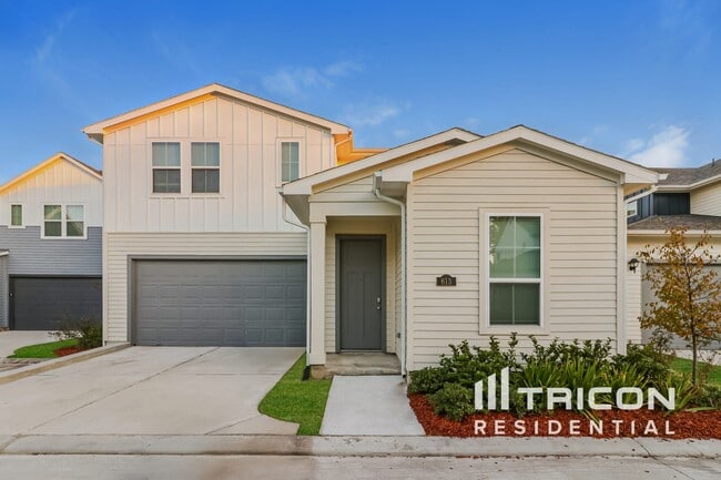 Photo - 9835 Willow Creek Commerce Dr