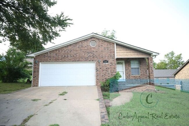 Building Photo - Beautiful 3 bedroom/2 bath home - Jonesboro