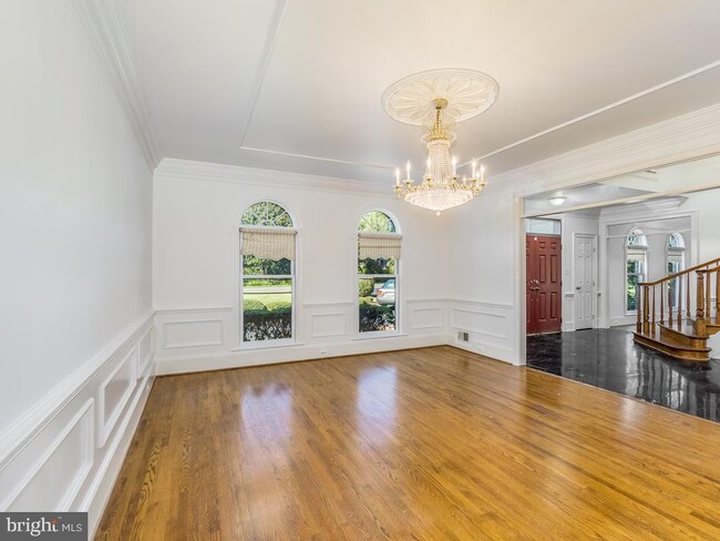 Photo - 8951 Brook Rd