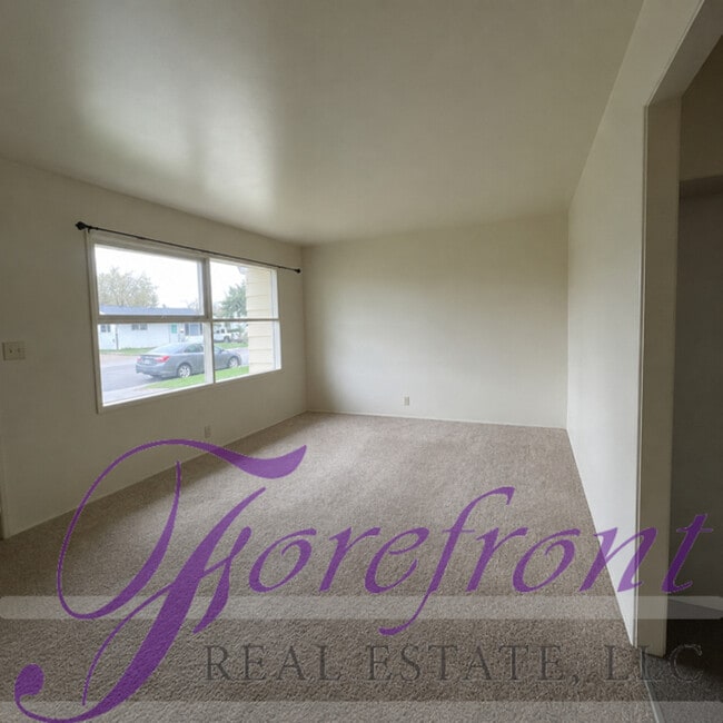 1504 Cody Ave