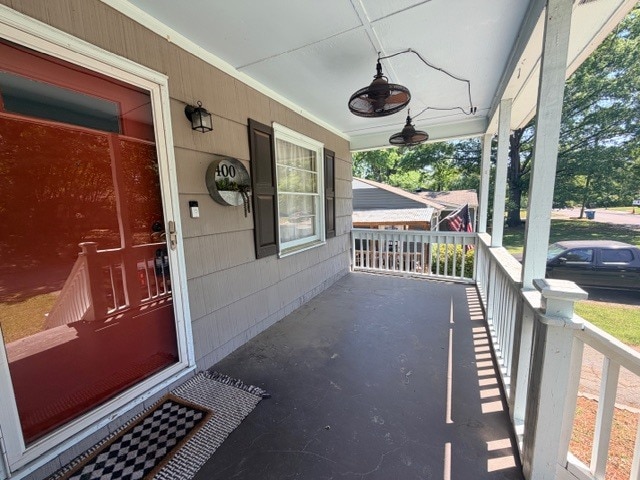 Photo - 400 Woodvale Ln