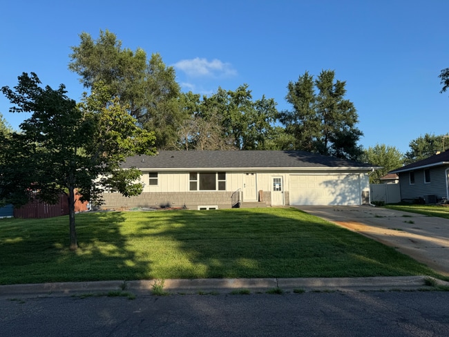 Building Photo - 10919 Woody Ln NW Rental