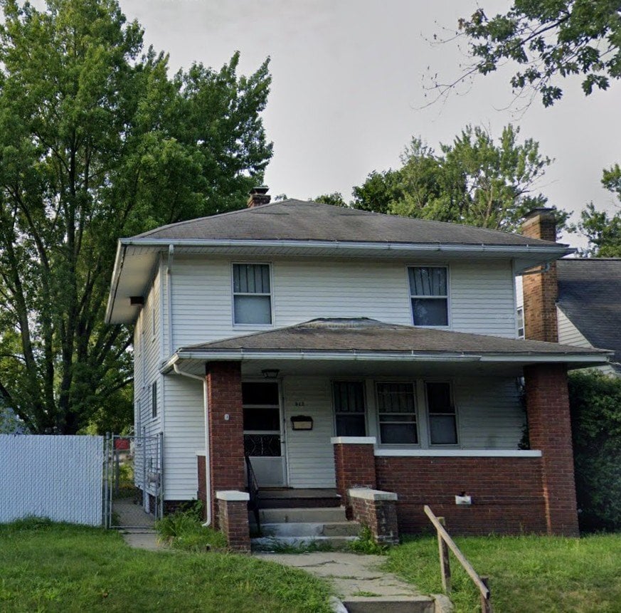 Photo - 912 E Calvert St